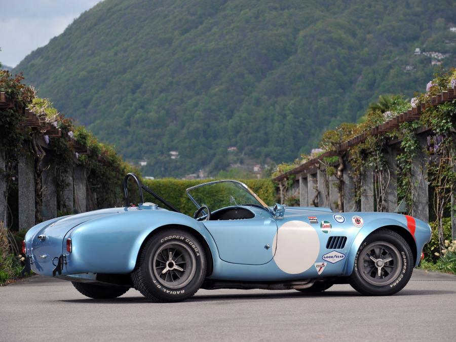  Shelby Cobra Competition Roadster 1964 года  (фото 11 из 13)